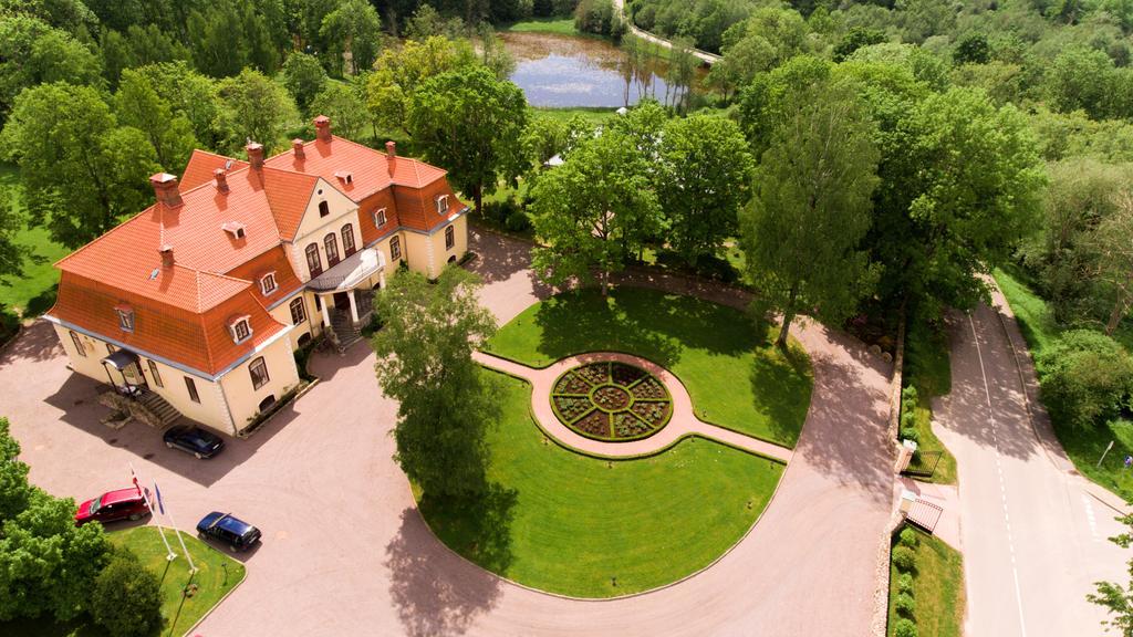 Liepupe Manor Hotel Exterior photo